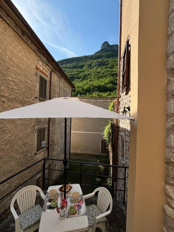 Casa Vacanze L'Arco Di Fondarca Cagli Ngoại thất bức ảnh